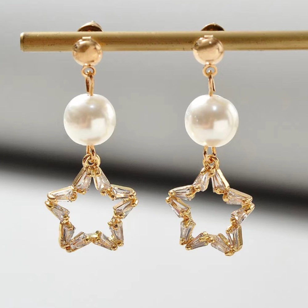 Faux Pearl Star Earrings